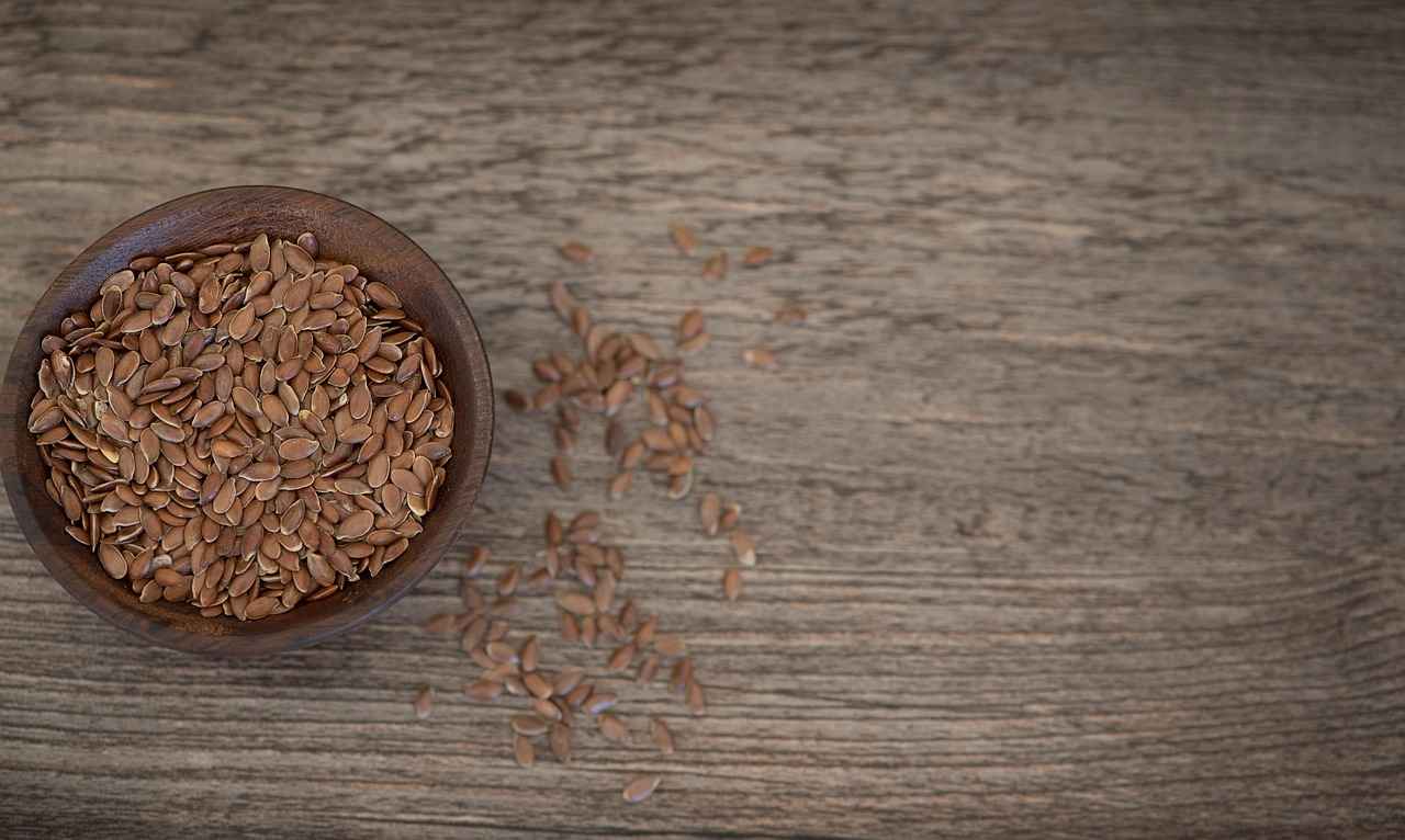 Flax Seed and Chia Seed: Which One Is Better for Your Diet? 5 How to Incorporate Chia Seeds into Your Diet