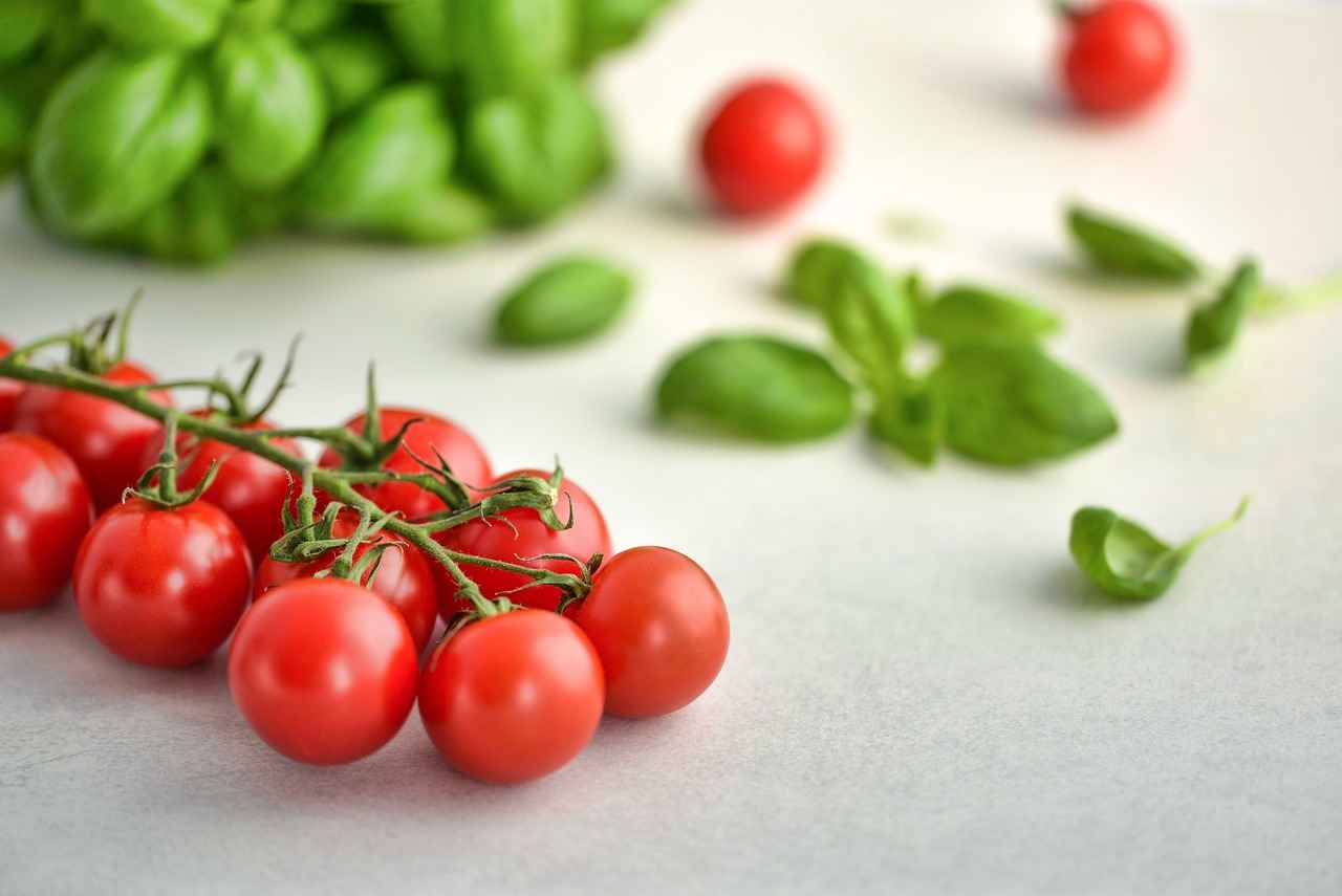 Basil Seeds vs Chia Seeds: Which One Is Better for Your Health?